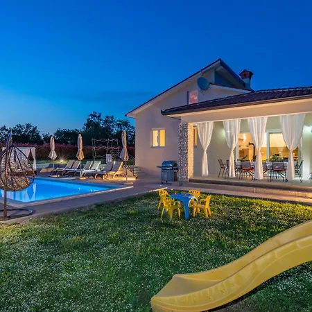 Irene, A Quiet And Peaceful Pool