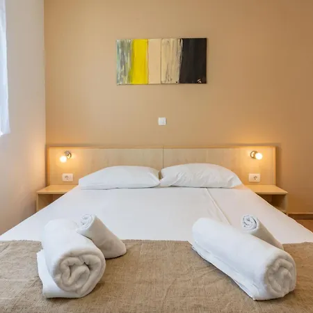 Irene, A Quiet And Peaceful Pool Holiday home